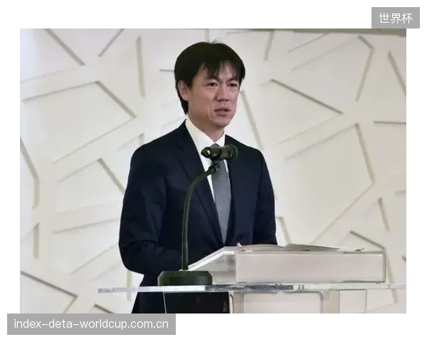 名帅洪明甫重新执掌教鞭，或将为韩国队注入更强的防守组织性。